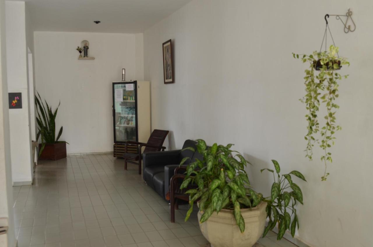 Santa Rita Hotel Corumbá Buitenkant foto