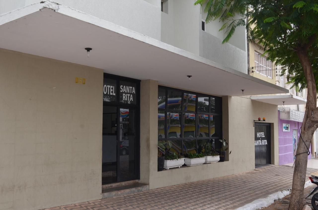Santa Rita Hotel Corumbá Buitenkant foto